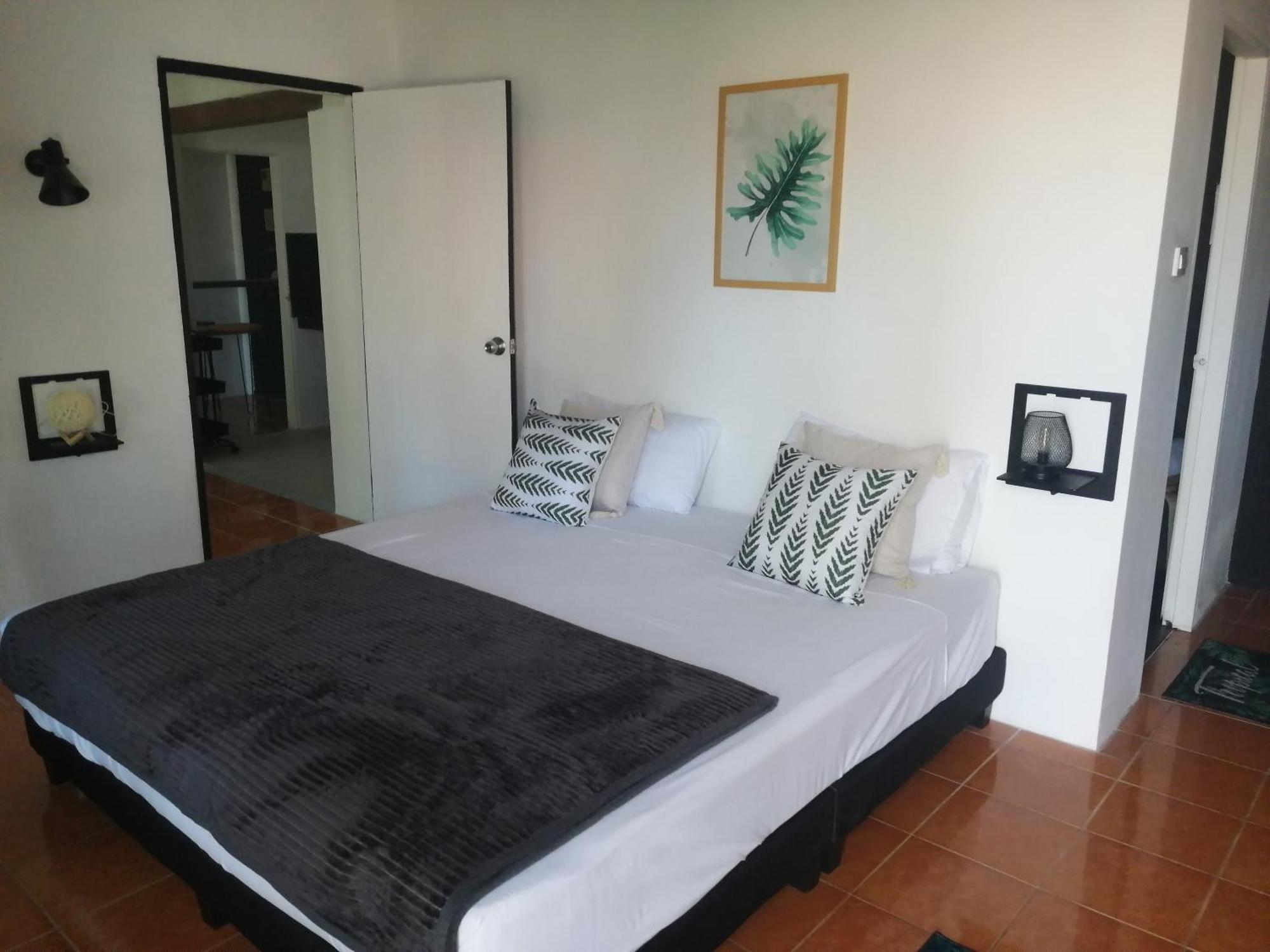 Red Pearl Beach Resort Chaloklum Phòng bức ảnh