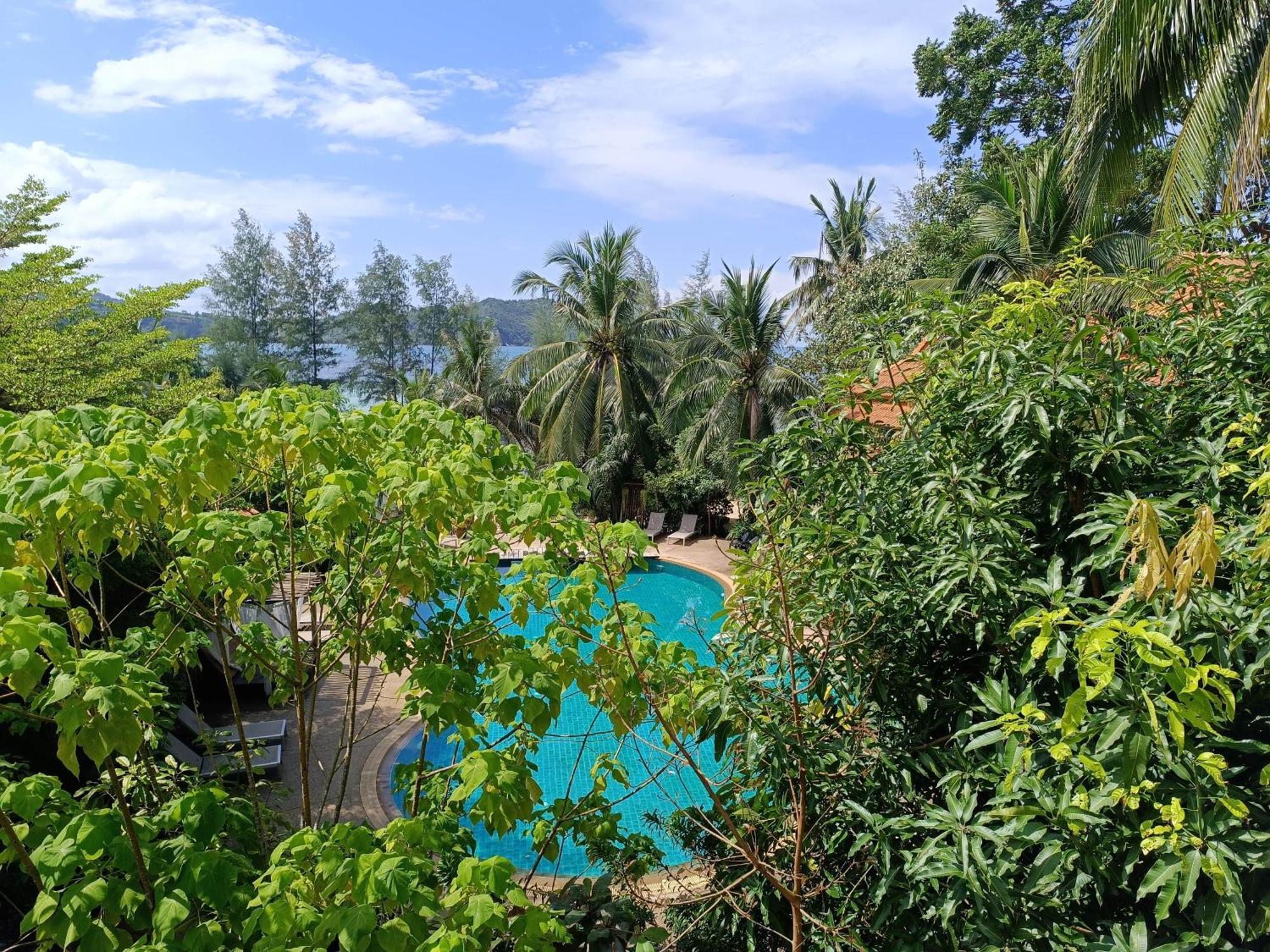 Red Pearl Beach Resort Chaloklum Ngoại thất bức ảnh